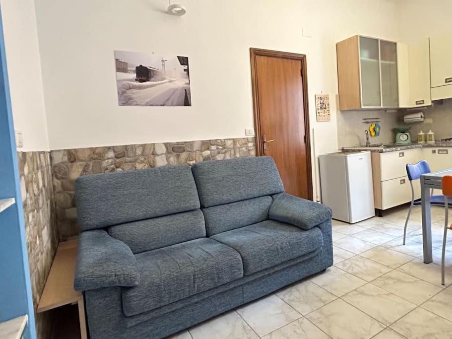 Casa Del Ferroviere B&B Сульмона Экстерьер фото